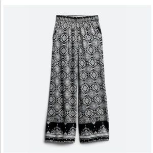 Margery Wide Leg Printed Pant